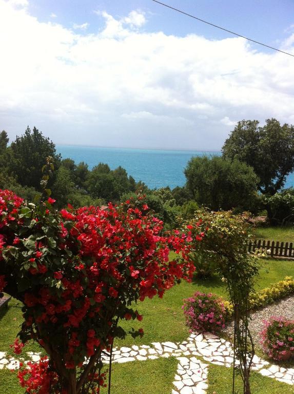 Bed And Breakfast Nefer Maratea Exterior foto